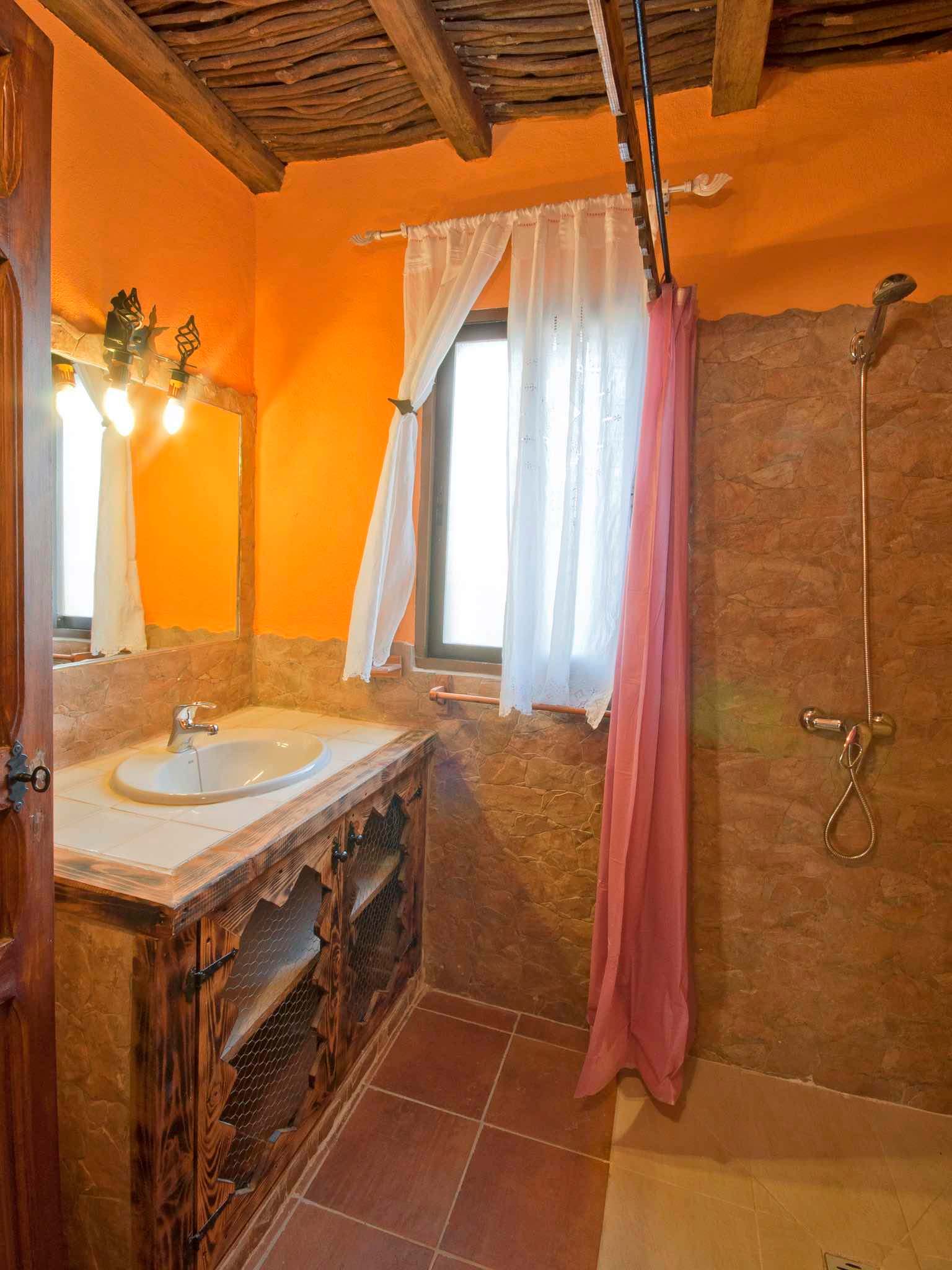 3 baños.